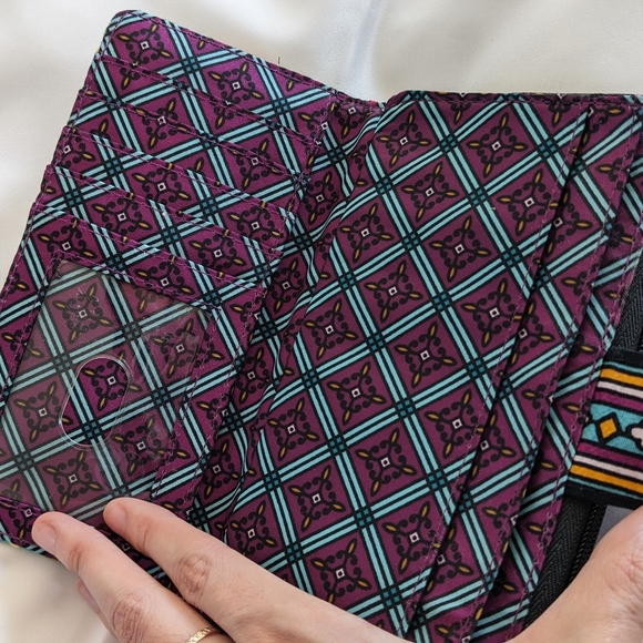 NWOT Vera Bradley Iconic RFID Combo Wristlet in Vines Floral - Picture 3 of 8